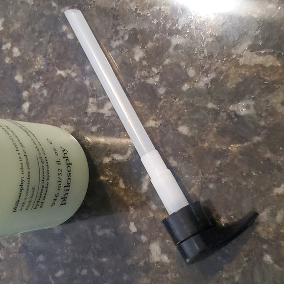 Philosophy Basil Cucumber Cooler Shower Gel, Bubble Bath, Shampoo Sealed w/Pump - Picture 5 of 5